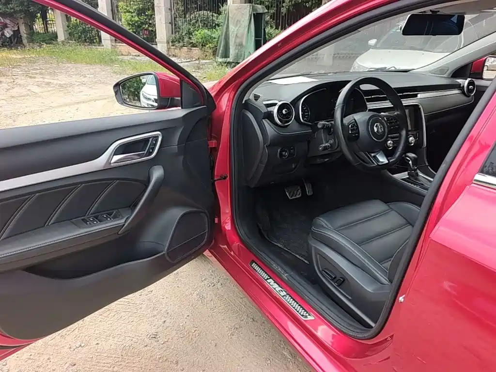 MG6 2017 20T automatic luxury smart connected version National V купить на сайте DeffCars