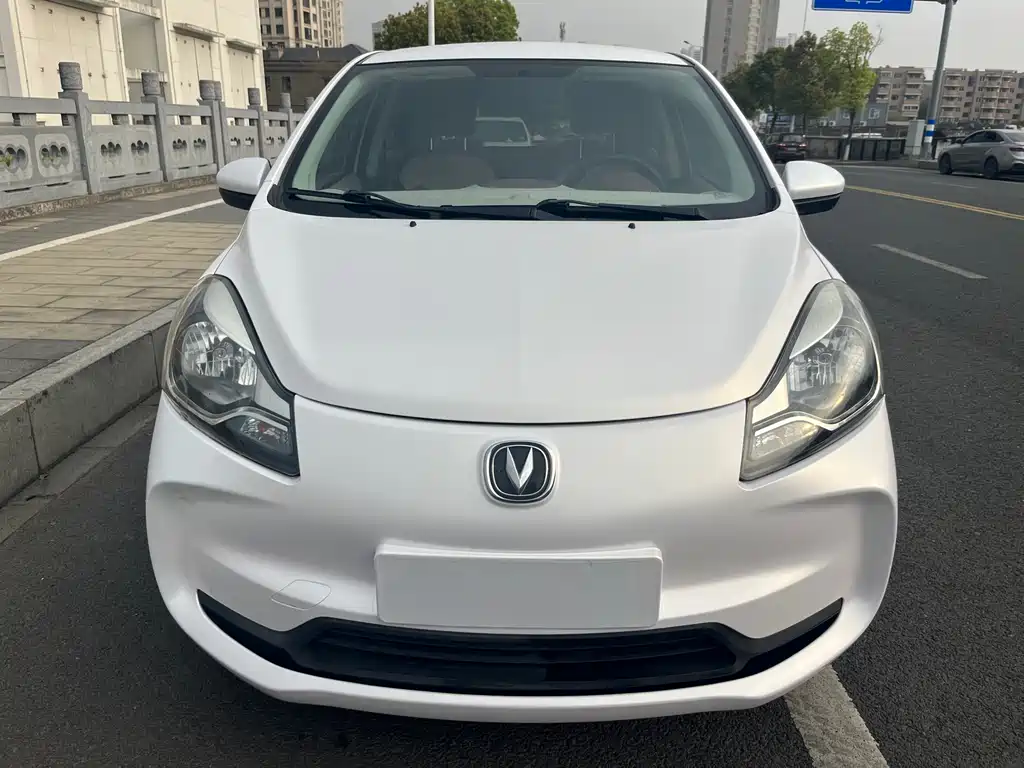 Changan Benben E-Star 2021 National Edition Colorful Lithium Iron Phosphate (31.95kWh) купить на сайте DeffCars