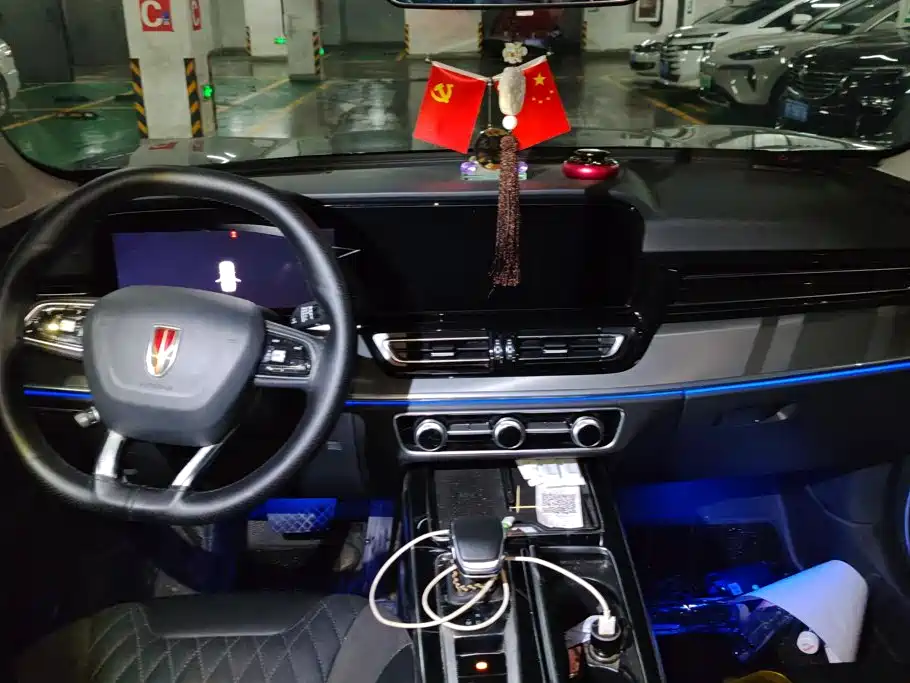Hongqi HS5 2023 2.0T four-wheel drive Qixiang Pro version купить на сайте DeffCars