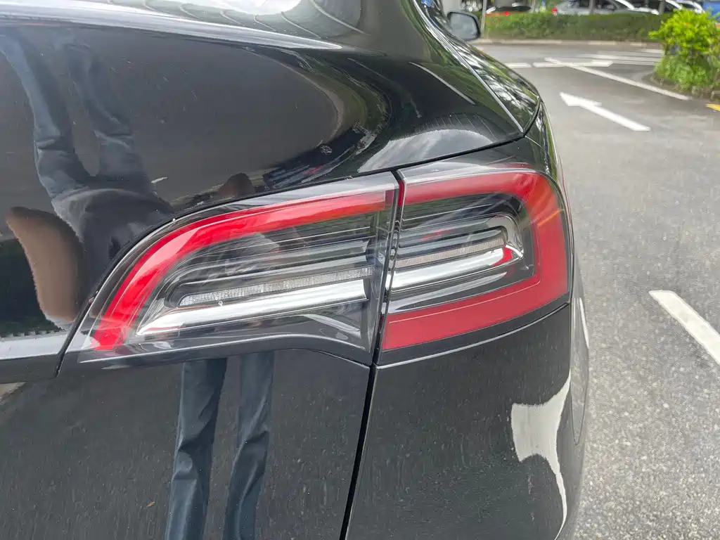 Model Y 2022 modified rear-wheel drive version купить на сайте DeffCars