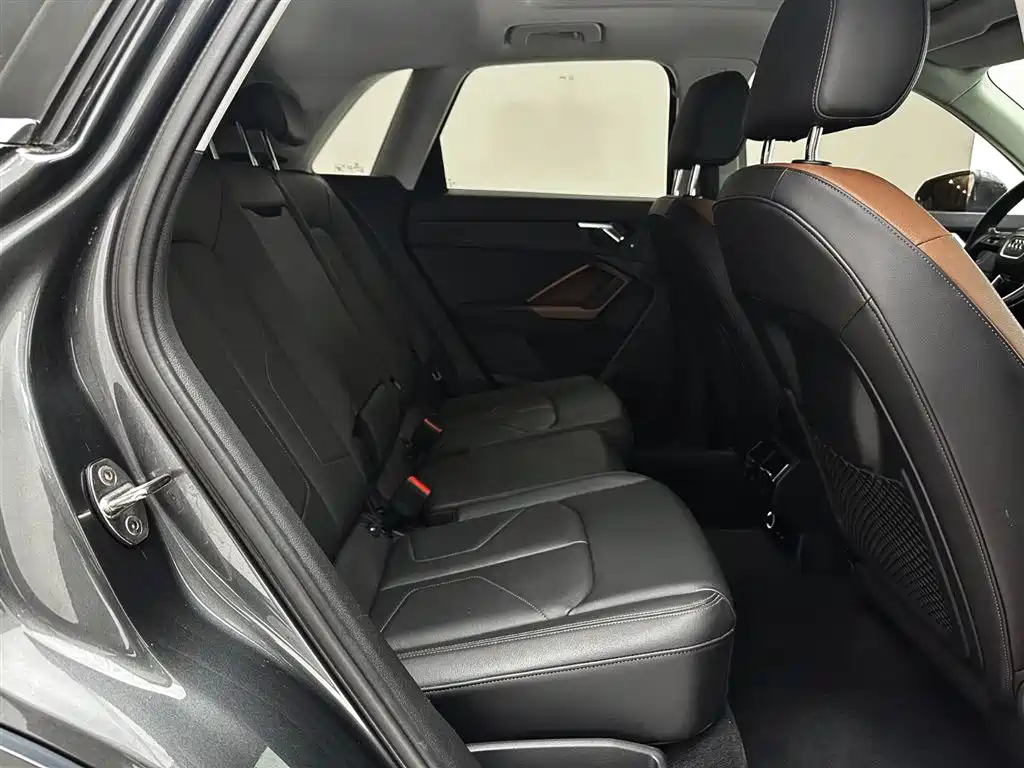 Audi Q3 2022 35 TFSI Fashionable and Elegant купить на сайте DeffCars