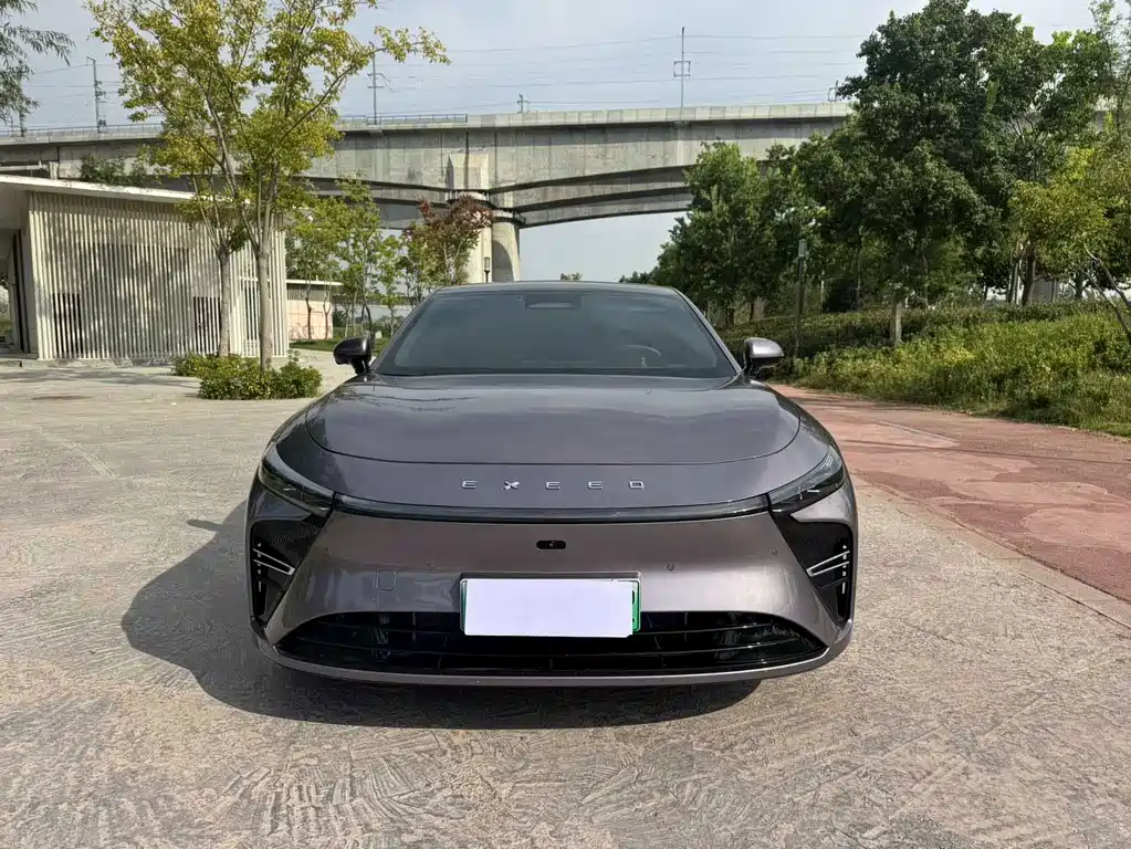 Xingtu ES 2025 extended range Pro high-speed assisted driving купить на сайте DeffCars