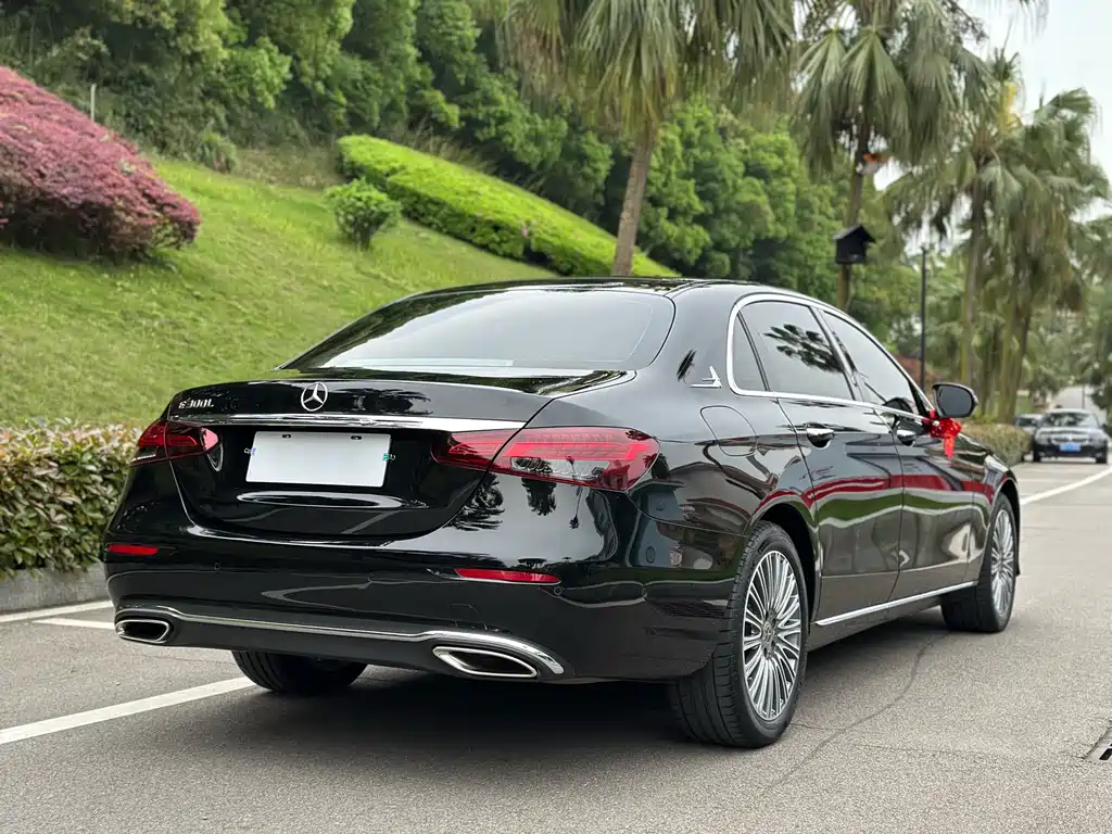 Mercedes-Benz E-Class 2023 E 300 L Luxury Model купить на сайте DeffCars