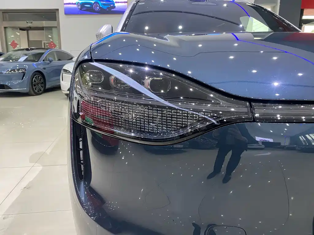 Wenjie M9 2024 extended range Ultra version 52kWh 6-seater version купить на сайте DeffCars