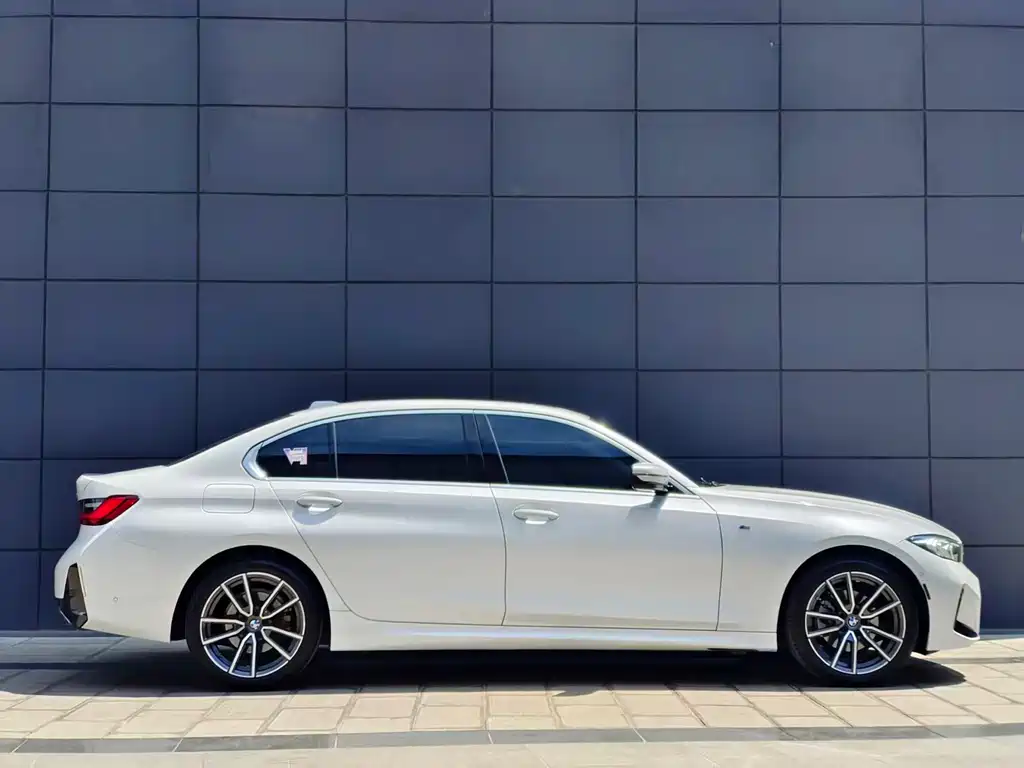 BMW 3 Series 2023 325Li M Sports Package купить на сайте DeffCars