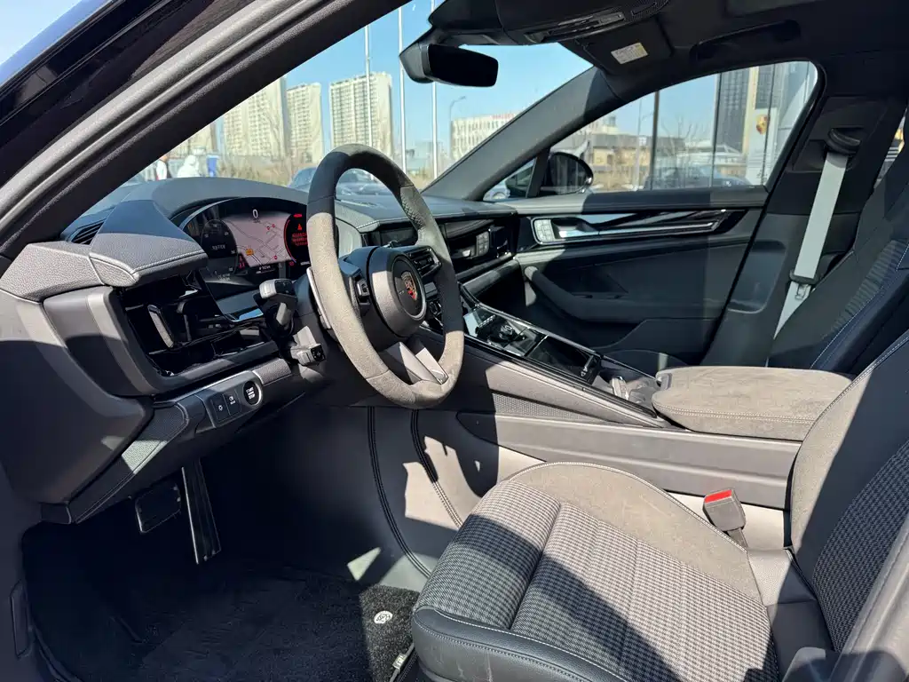 Panamera 2026 Panamera 2.9T купить на сайте DeffCars
