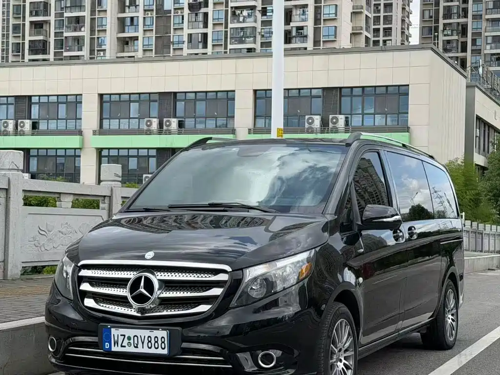VITO 2021款 2.0T 商务版 7座 купить на сайте DeffCars