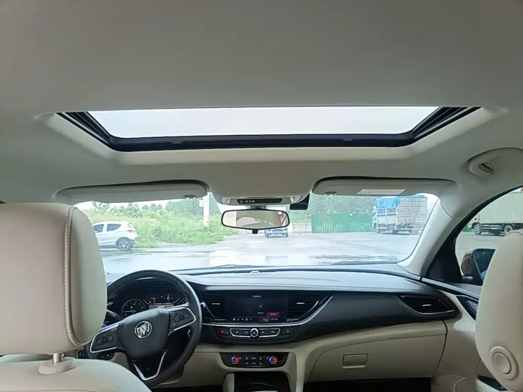 Regal 2020 552T Elite купить на сайте DeffCars