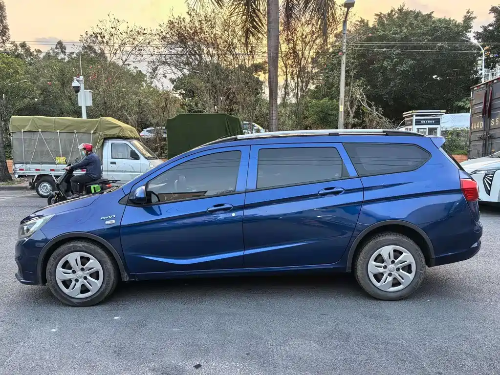 Baojun 310W 2017 1.5L Manual Comfort Type National V купить на сайте DeffCars