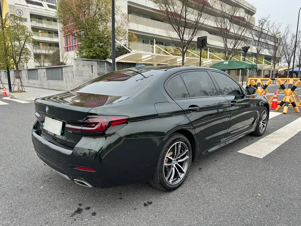 BMW 5 Series 2022 facelift 525Li M Sports Package купить на сайте DeffCars
