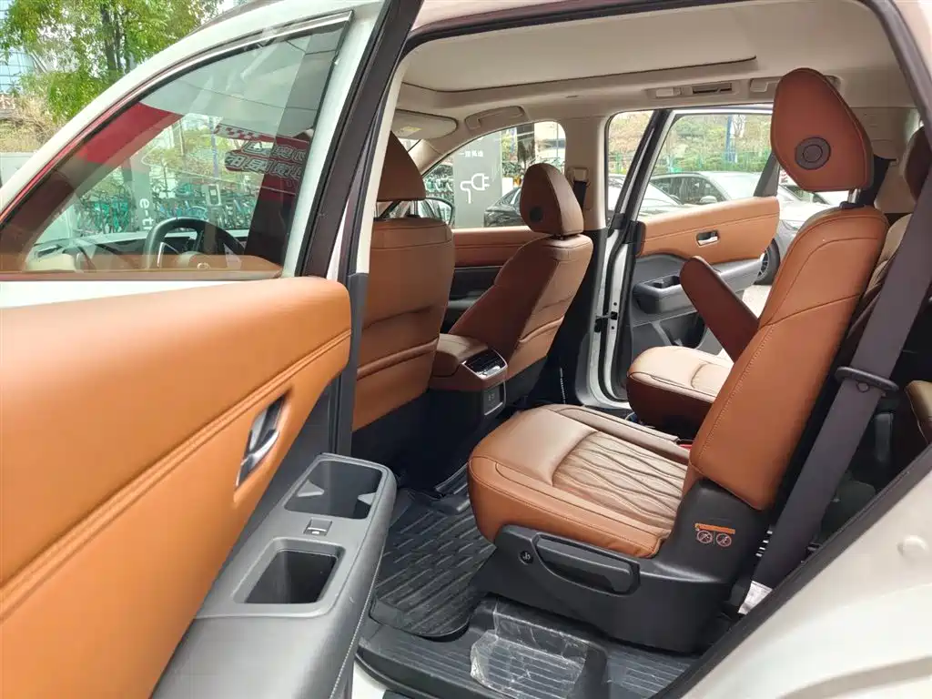 Tanlu 2024 380VC-TURBO four-wheel drive Zhizun Edition 6 seats купить на сайте DeffCars