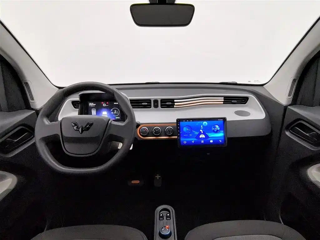 Hongguang MINIEV 2020 Free Model Lithium Iron Phosphate купить на сайте DeffCars