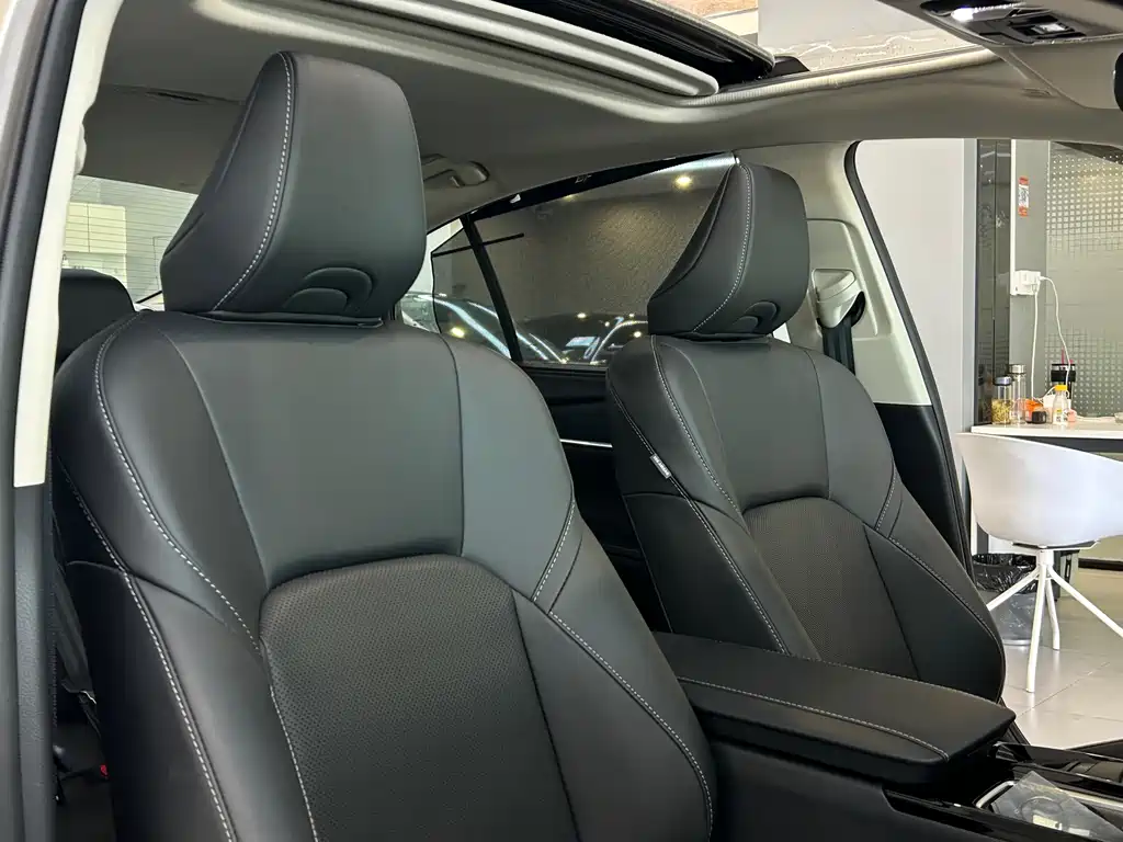Camry 2024 Shuangqing 2.0HGVP Deluxe Edition купить на сайте DeffCars