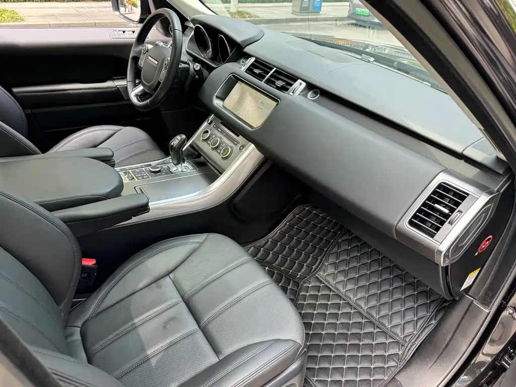 Range Rover Sport 2017 3.0 SC V6 SE купить на сайте DeffCars