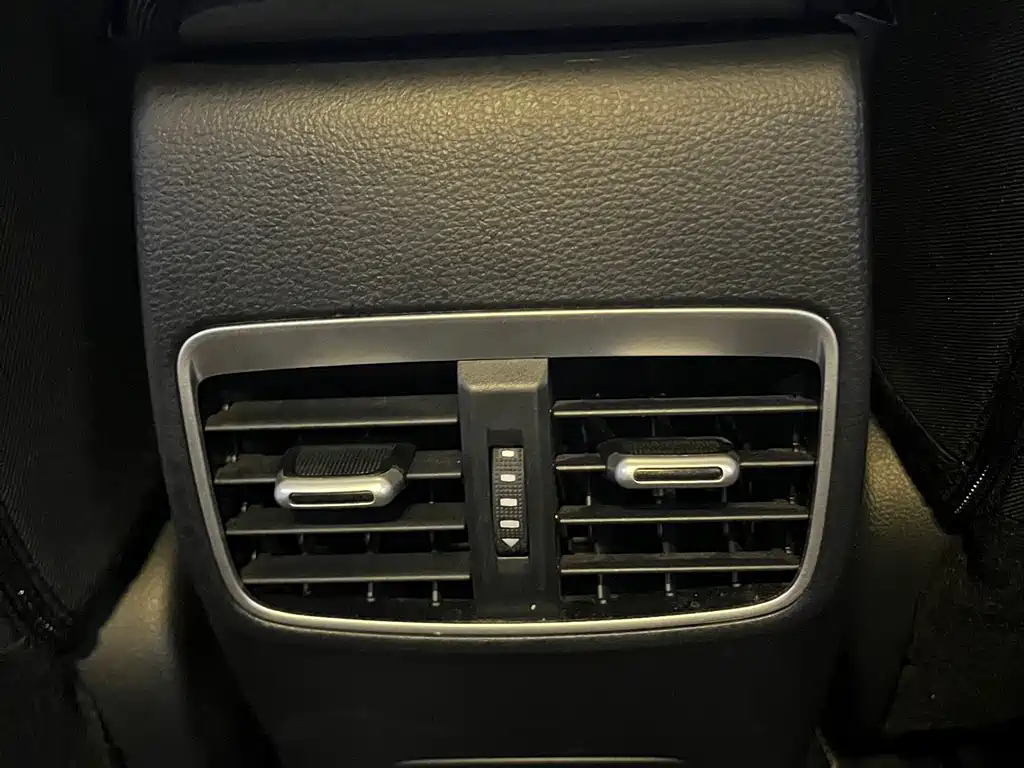 Lingshang 2024 2.0L Leading Edition купить на сайте DeffCars