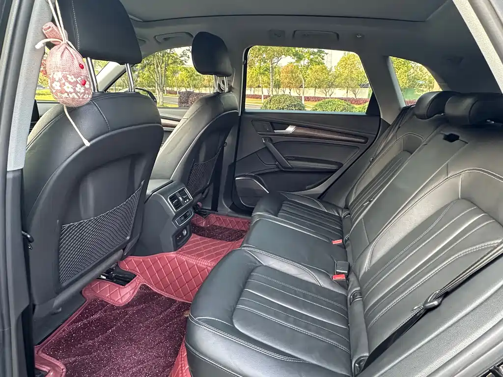 Audi Q5L 2020 facelift 40 TFSI enjoys fashionable style купить на сайте DeffCars