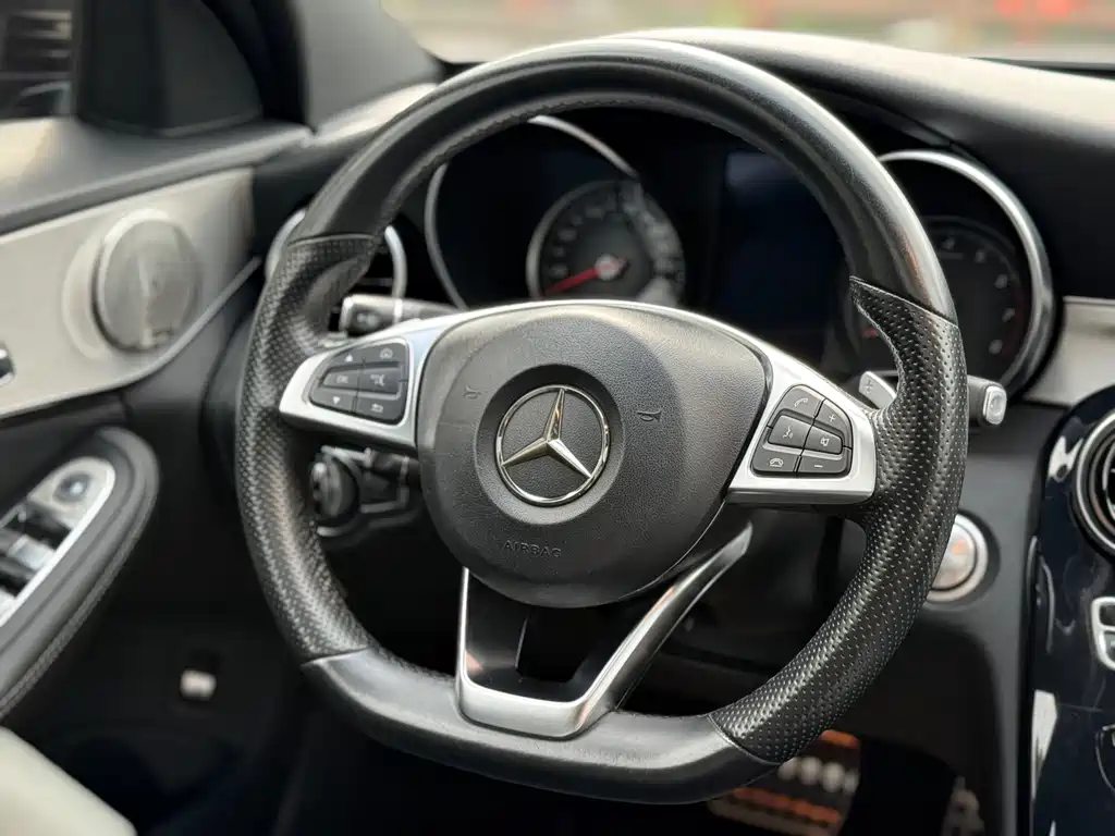 Mercedes C-Class 2015 C 200 Sports Edition купить на сайте DeffCars