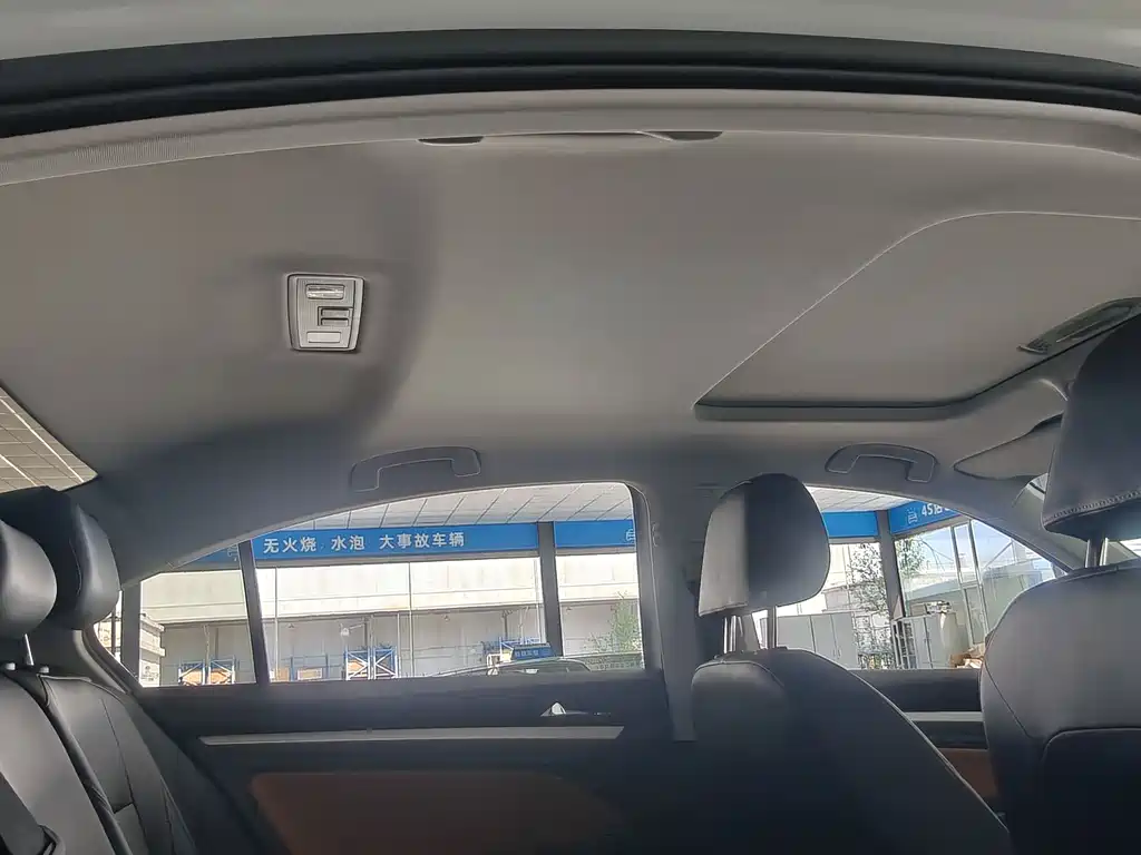 Bora 2025 200TSI DSG Yue Xing Navigation Edition купить на сайте DeffCars