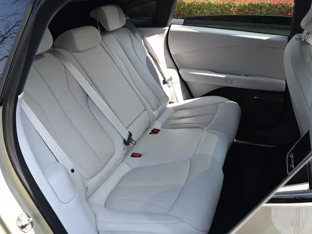 Xpeng P7+ 2024 Long Battery Life Max купить на сайте DeffCars