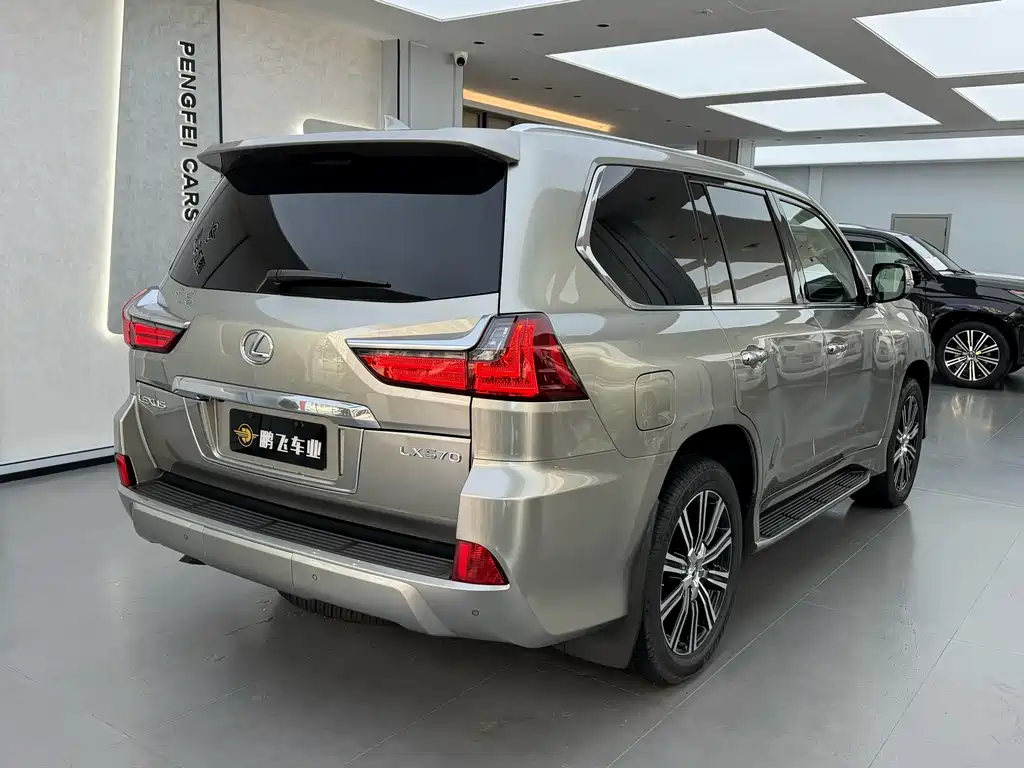 Lexus LX 2019 570 Premium Luxury Edition купить на сайте DeffCars