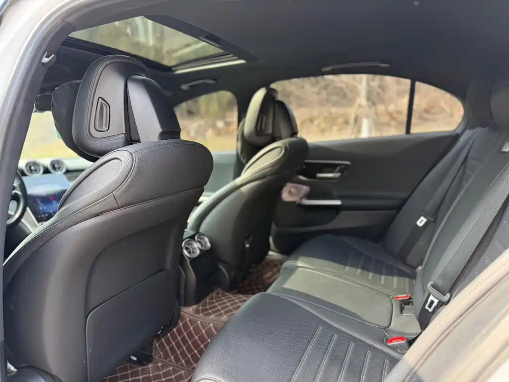 Mercedes-Benz C-Class 2024 facelift C 200 L sports version купить на сайте DeffCars