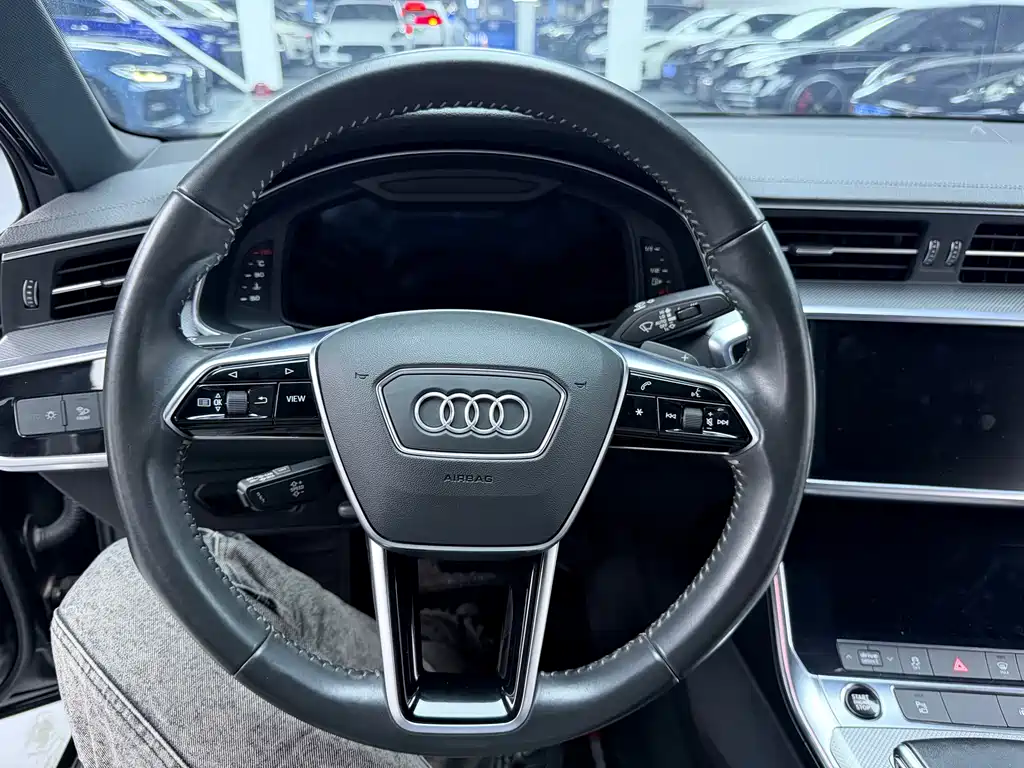 Audi A6L 2021 45 TFSI Premium Dynamic Model купить на сайте DeffCars