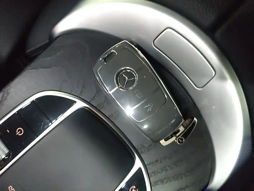 Mercedes C-Class 2020 facelift C 260 L sports version купить на сайте DeffCars