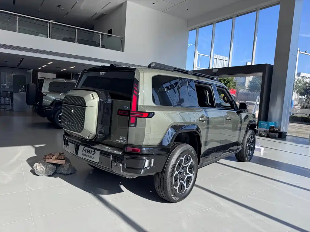 Warrior M817 2025 Max купить на сайте DeffCars