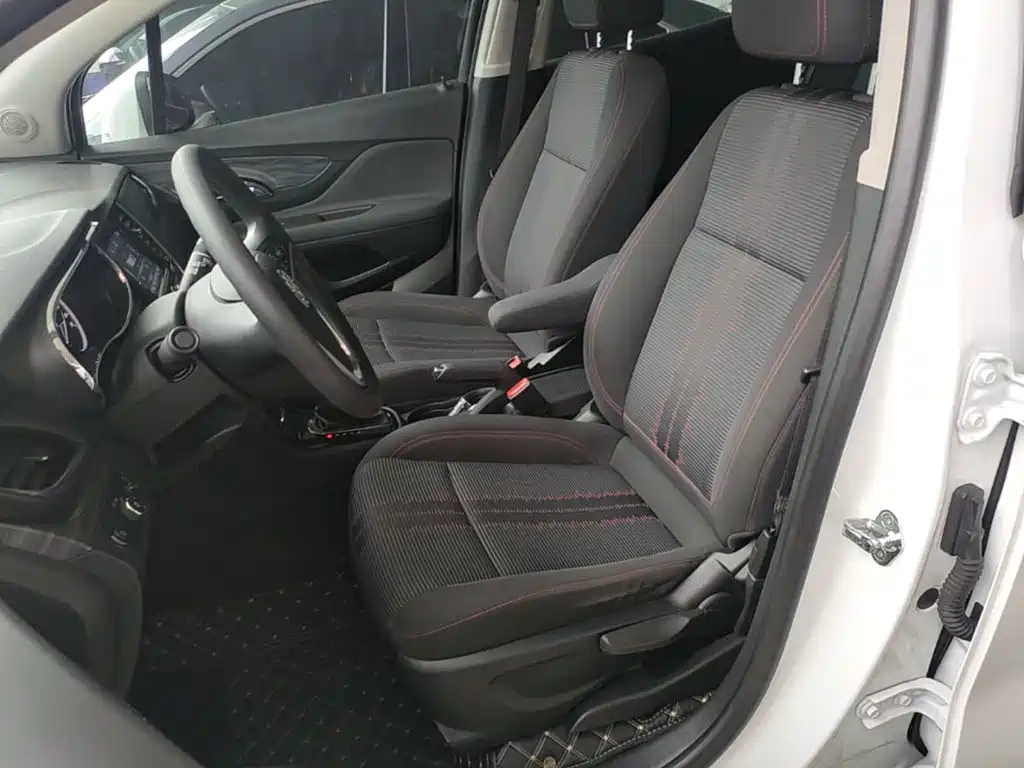 Encore 2017 18T automatic two-wheel drive urban leading model купить на сайте DeffCars