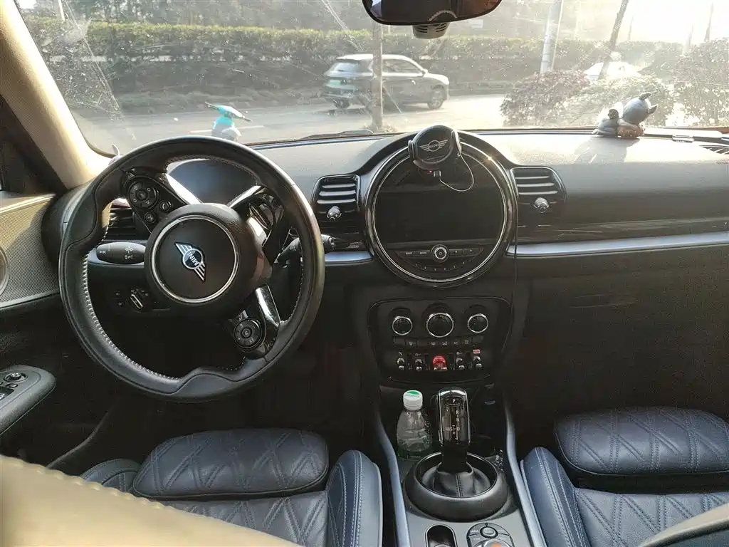 MINI CLUBMAN 2021 1.5T COOPER Connoisseur купить на сайте DeffCars