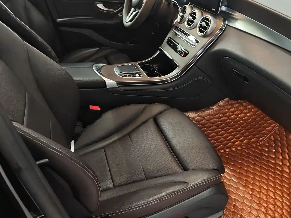 Mercedes-Benz GLC 2020 GLC 300 L 4MATIC luxury model купить на сайте DeffCars