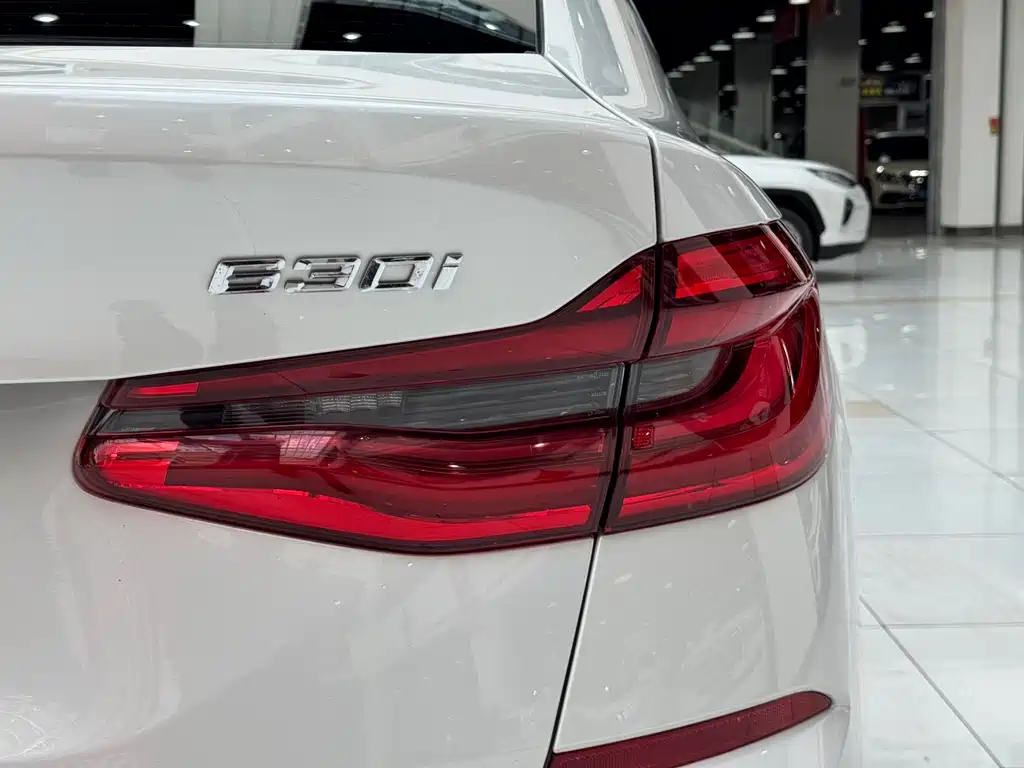 BMW 6 Series GT 2021 630i M Sports Package купить на сайте DeffCars