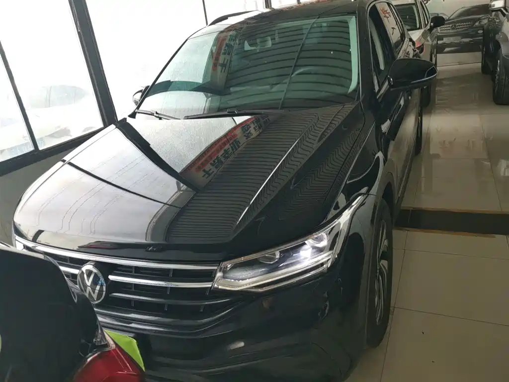 Tiguan L 2025 Outstanding Model 300TSI Automatic Two-wheel Drive Dragon Edition купить на сайте DeffCars