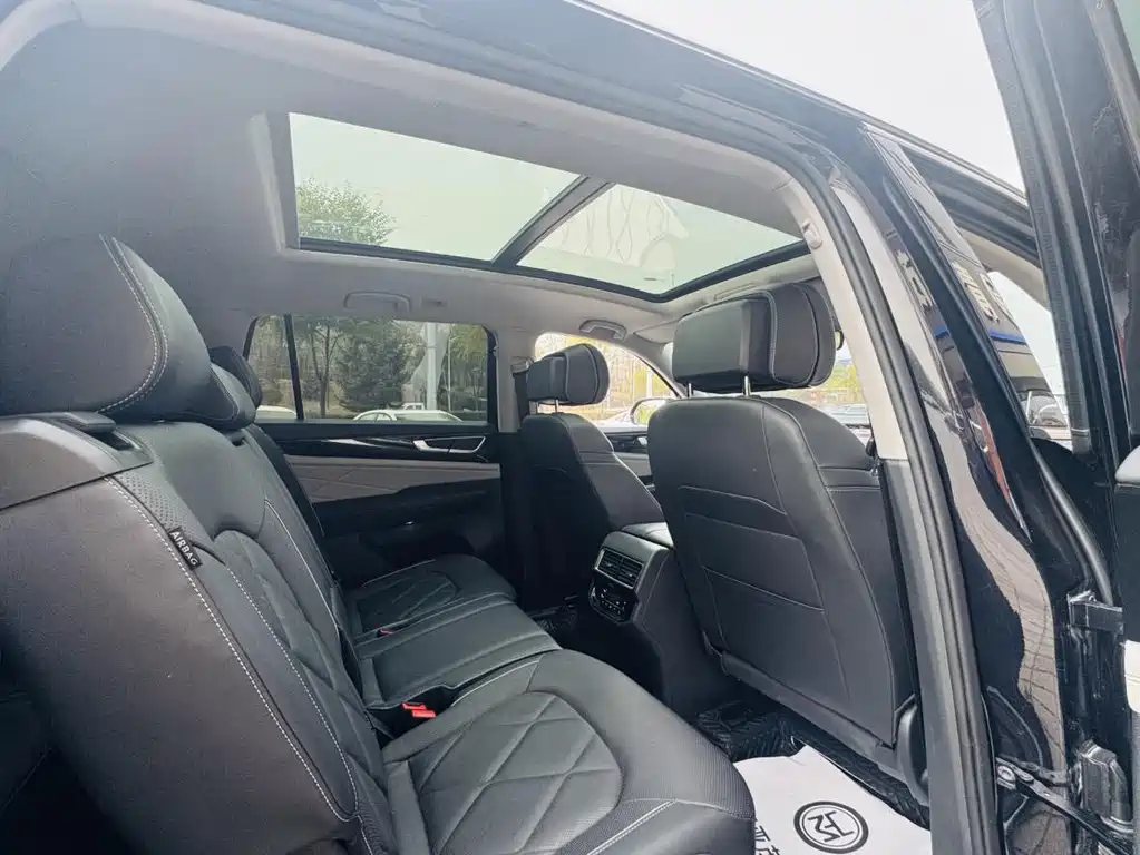 Touron 2024 380TSI four-wheel drive luxury version купить на сайте DeffCars