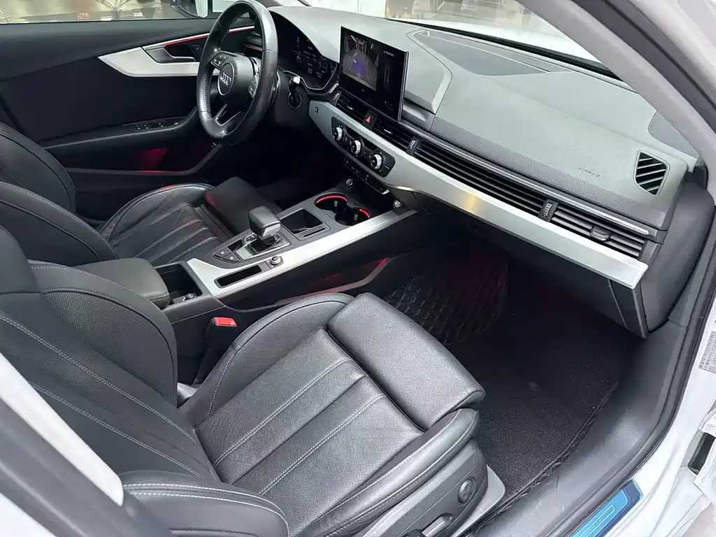 Audi A4L 2020 40 TFSI Fashionable and Dynamic купить на сайте DeffCars