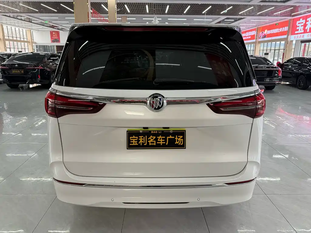 Buick GL8 2023 ES Lu Zun Exclusive Model купить на сайте DeffCars
