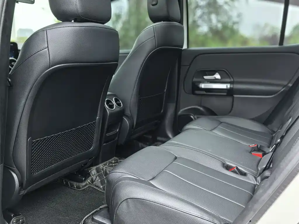 Mercedes-Benz GLB 2024 facelift GLB 200 dynamic version купить на сайте DeffCars