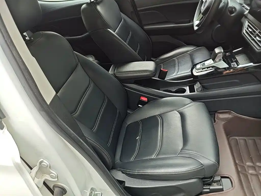 Yuan New Energy 2019 EV360 Intelligent Connected Enjoyment Model купить на сайте DeffCars