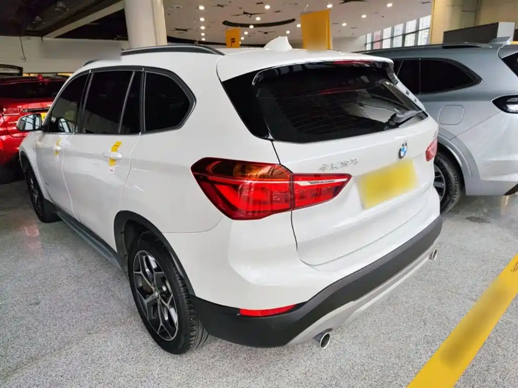 BMW X1 2018 xDrive20Li Exclusive Model купить на сайте DeffCars