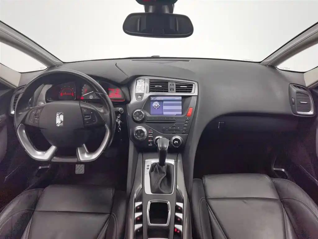 DS 5 2014 1.6T elegant version THP160 купить на сайте DeffCars