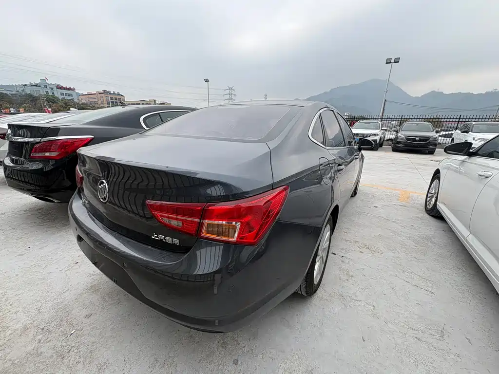 Weilan 2017 Sedan 15S Automatic Leading Type купить на сайте DeffCars