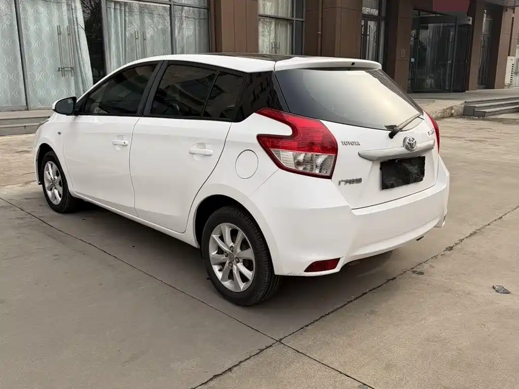 YARiS L 2015 1.5E automatic charm version купить на сайте DeffCars