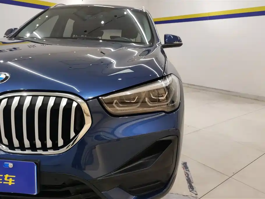 BMW X1 2022 sDrive25Li Leading Model купить на сайте DeffCars