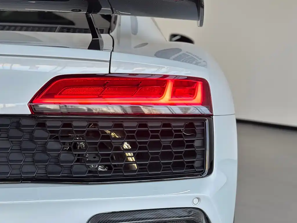 Audi R8 2022 V10 Coupe performance купить на сайте DeffCars