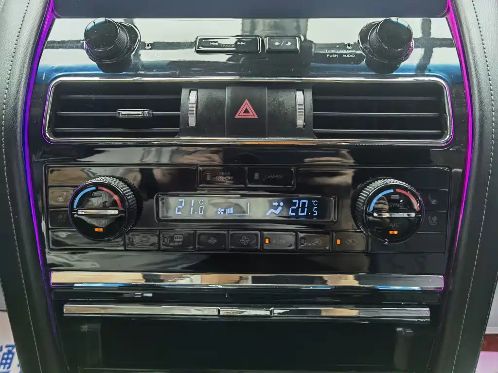 Infiniti QX80 2016 5.6L 4WD купить на сайте DeffCars