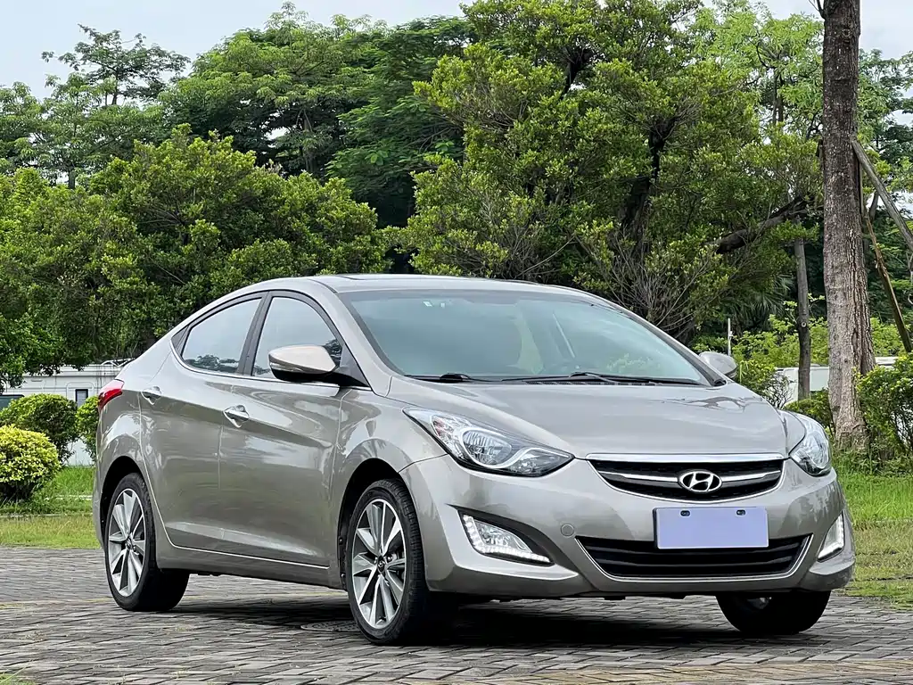 Elantra 2016 1.6L automatic premium model купить на сайте DeffCars