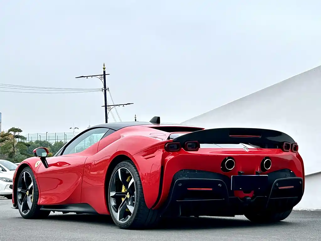 SF90 2021 3.9T V8 Spider купить на сайте DeffCars