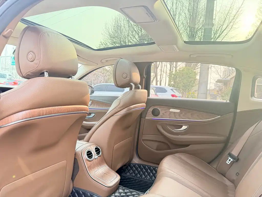 Mercedes-Benz E-Class 2023 E 260 L Sports купить на сайте DeffCars