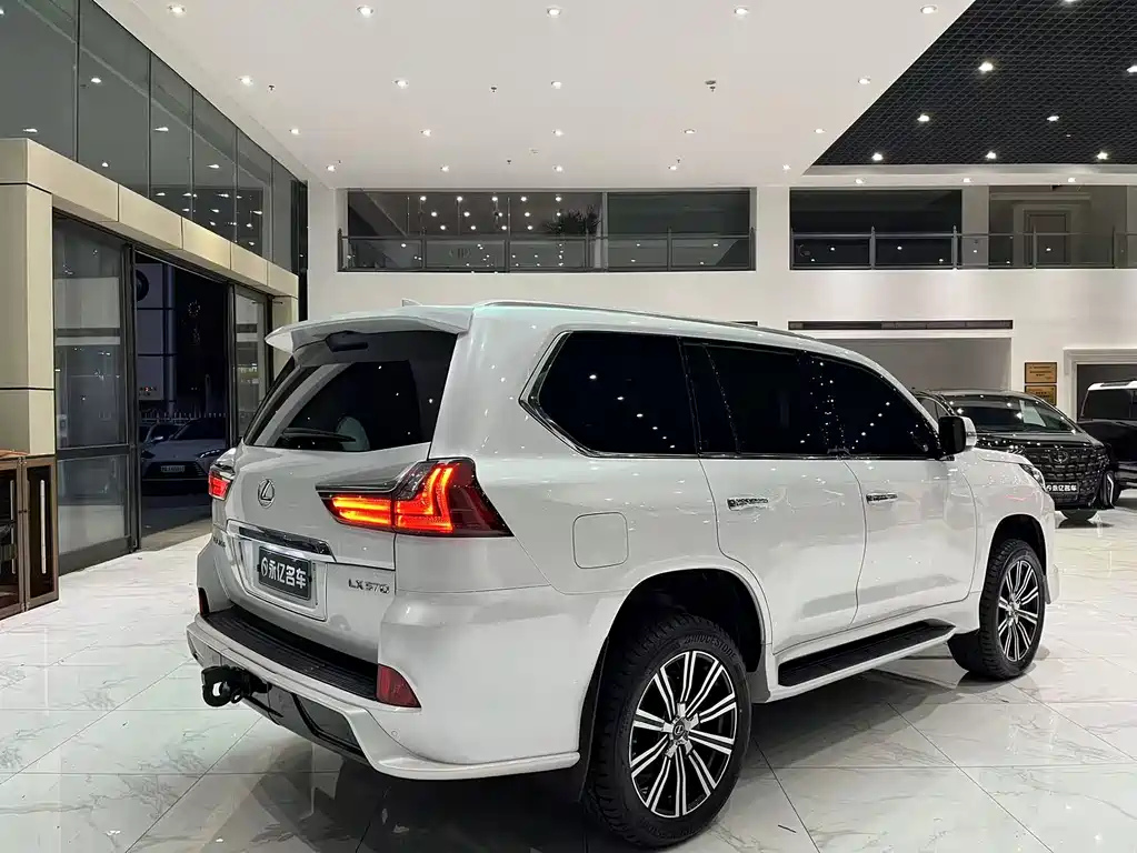 Lexus LX 2019 570 Premium Luxury Edition купить на сайте DeffCars