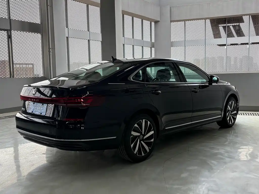 Passat 2026 Outstanding Model 330TSI Elite Edition купить на сайте DeffCars